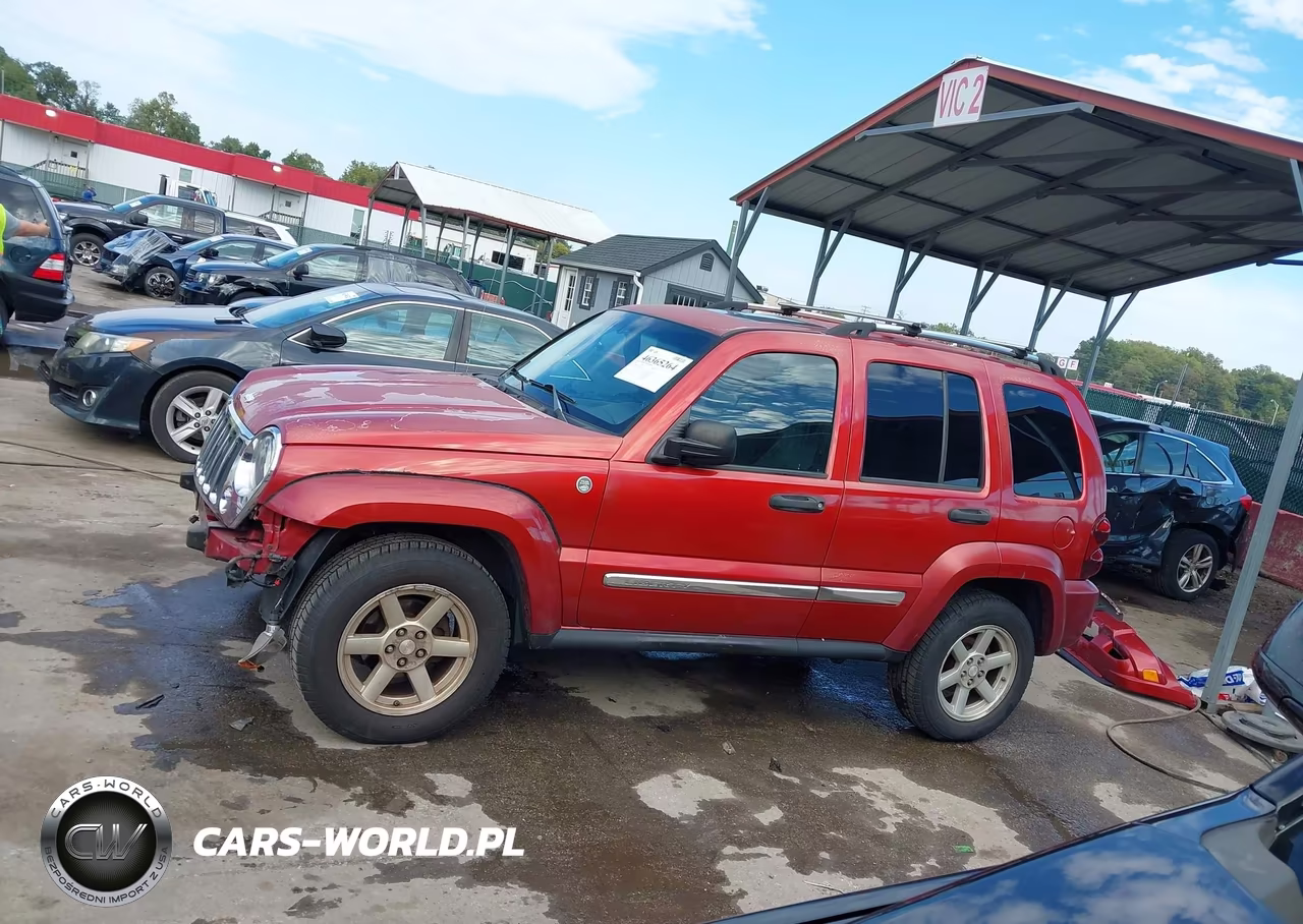 2005 Jeep Liberty Limited Edition VIN:1J4GL58K35W692956 - 15