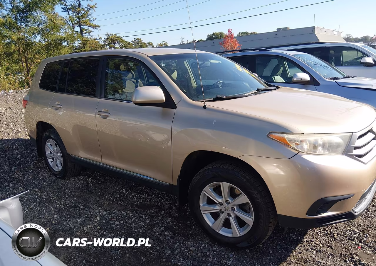 2011 Toyota Highlander Base V6 VIN:5TDBK3EH3BS062981 - 13