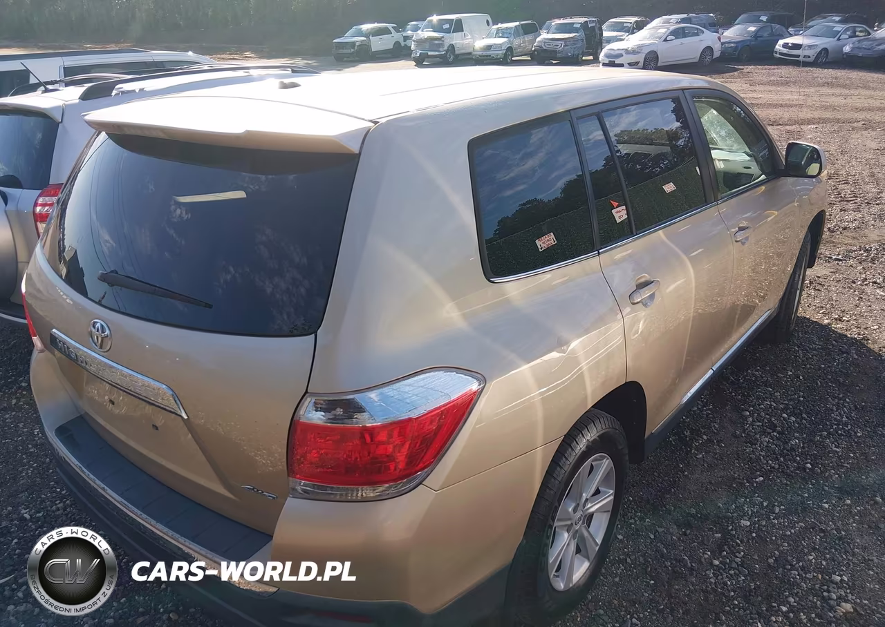 2011 Toyota Highlander Base V6 VIN:5TDBK3EH3BS062981 - 4