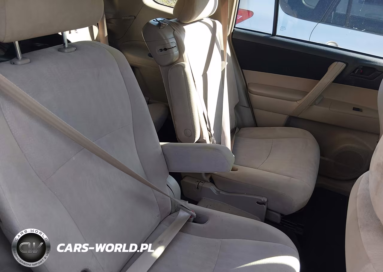 2011 Toyota Highlander Base V6 VIN:5TDBK3EH3BS062981 - 8