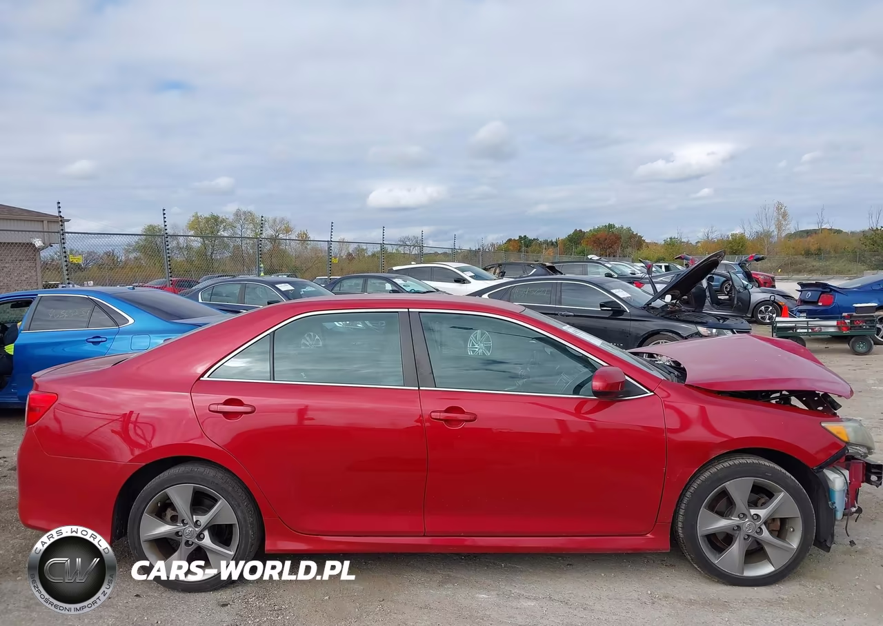 2014 Toyota Camry Se VIN:4T1BF1FK0EU744053 - 13