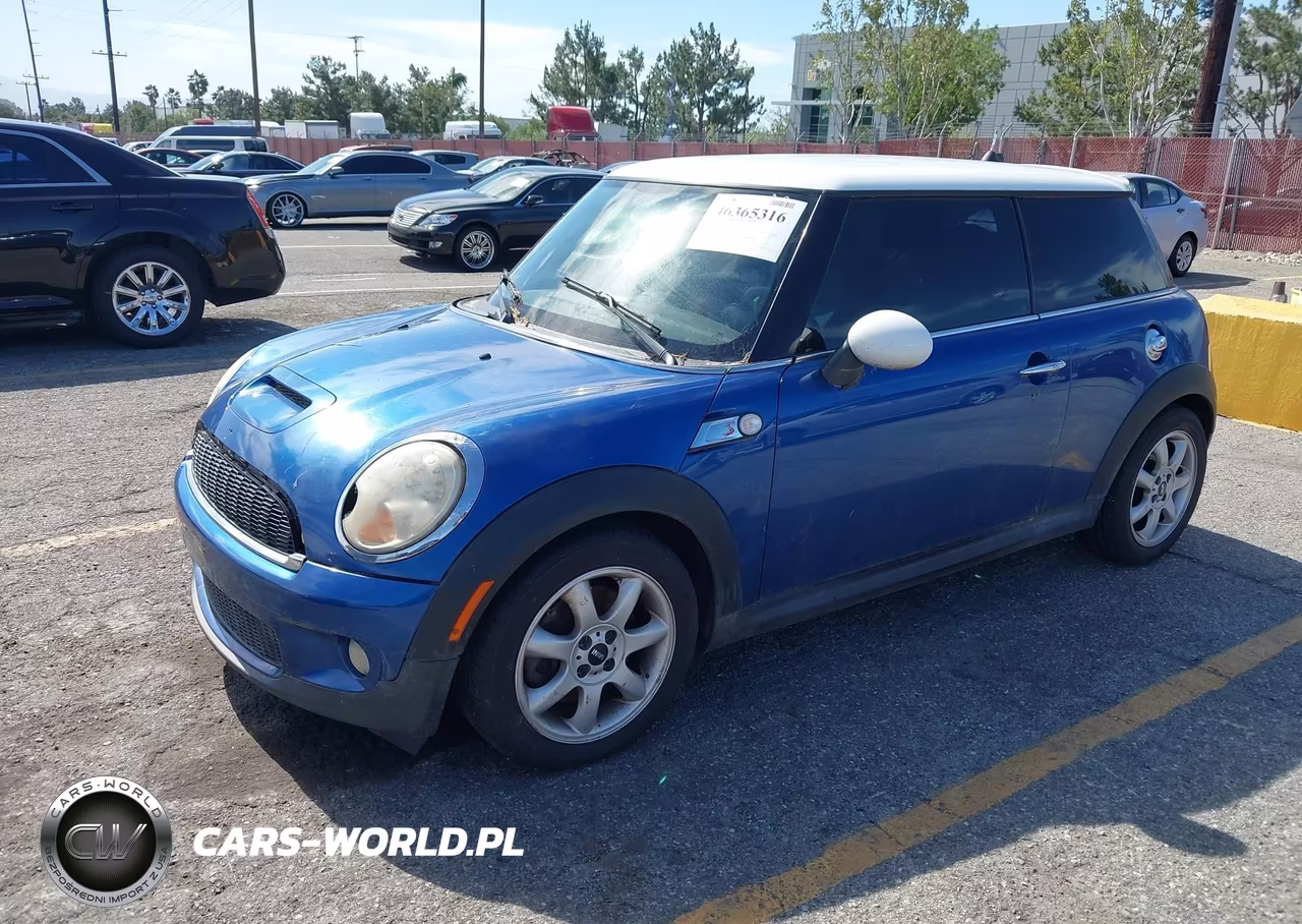 2008 Mini Cooper S VIN:WMWMF73528TT92776 - 2