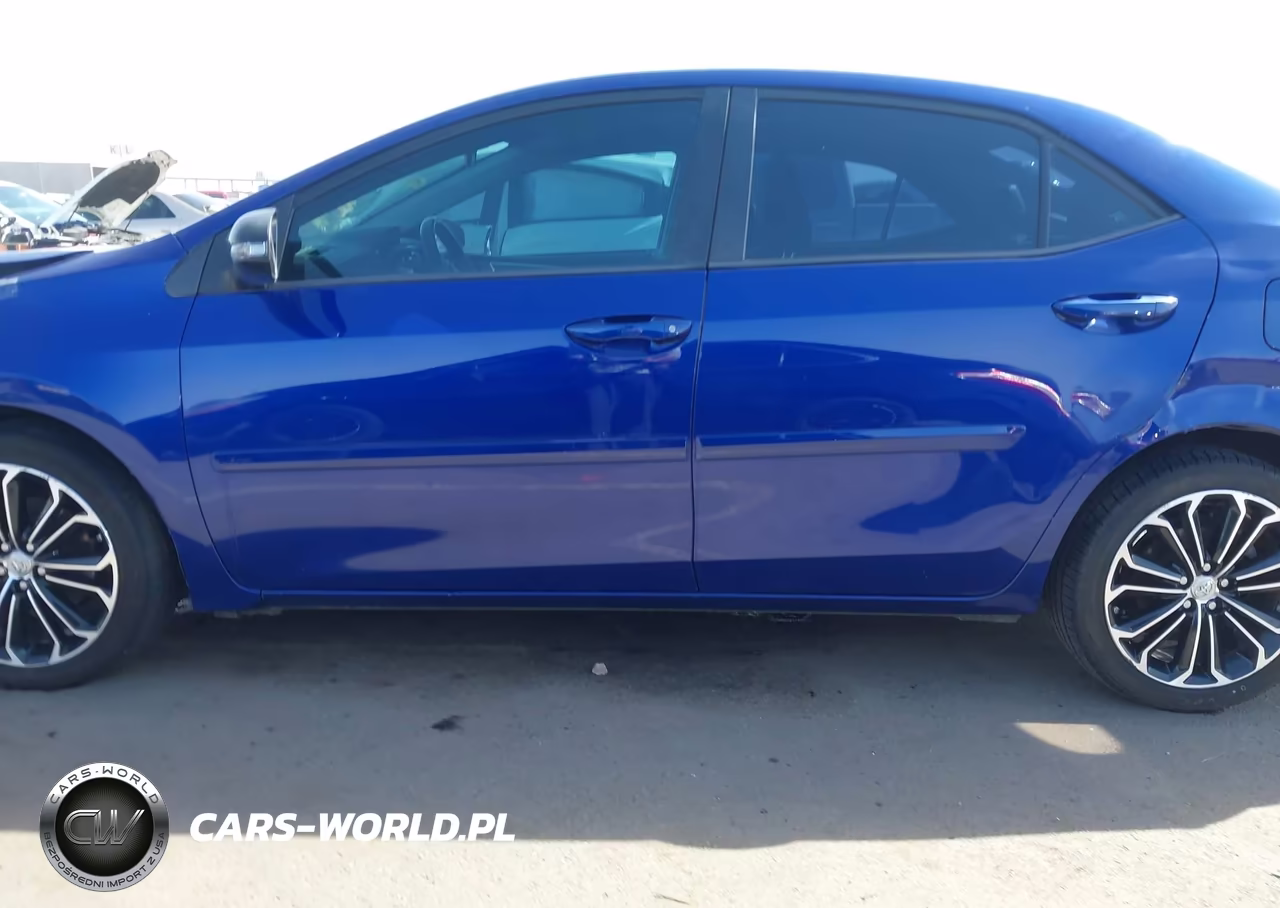 2015 Toyota Corolla S Plus VIN:5YFBURHE8FP298216 - 14