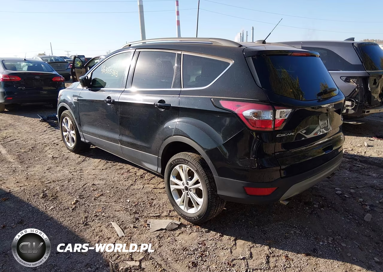 2017 Ford Escape Se VIN:1FMCU0GDXHUE70336 - 3