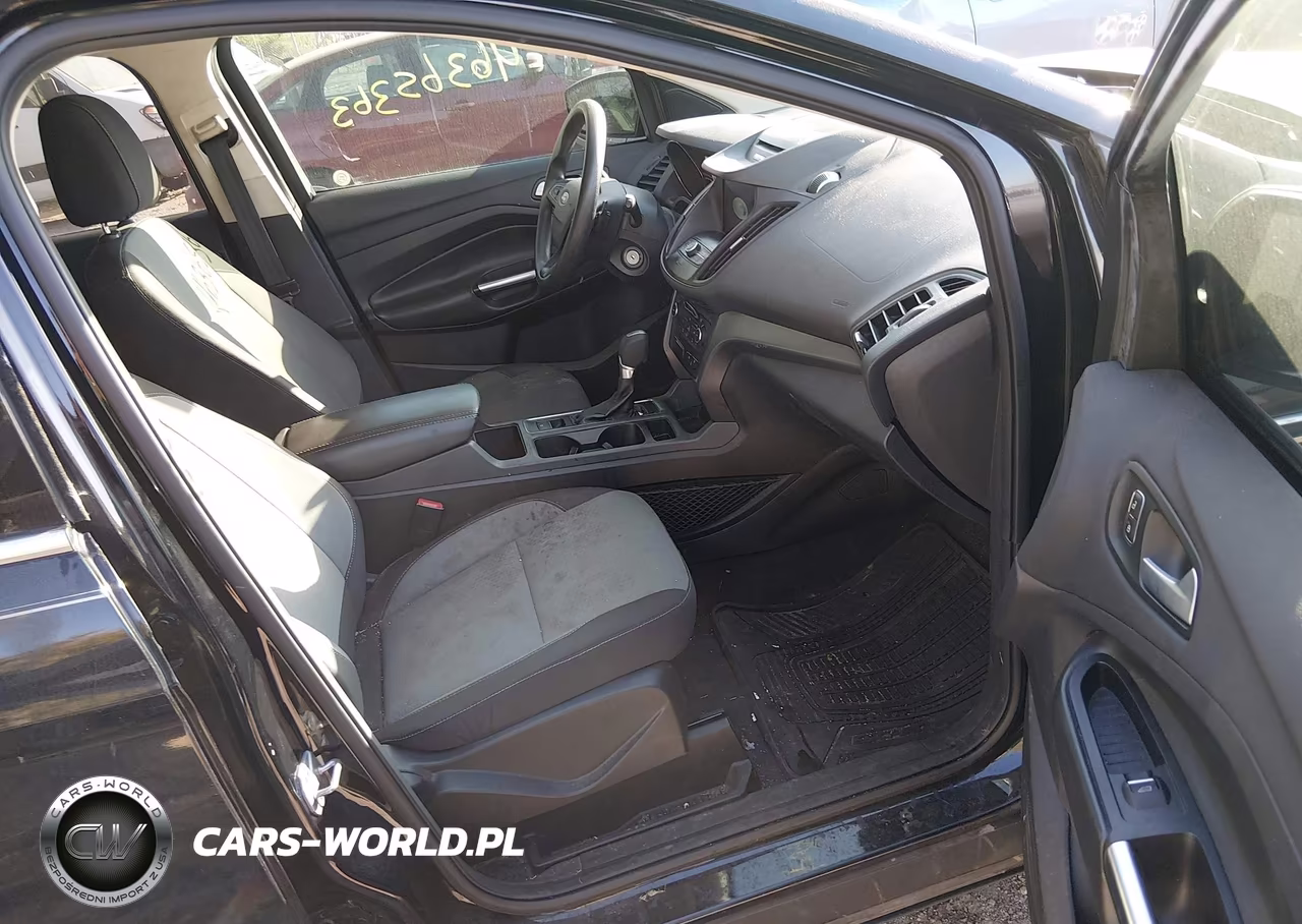 2017 Ford Escape Se VIN:1FMCU0GDXHUE70336 - 5