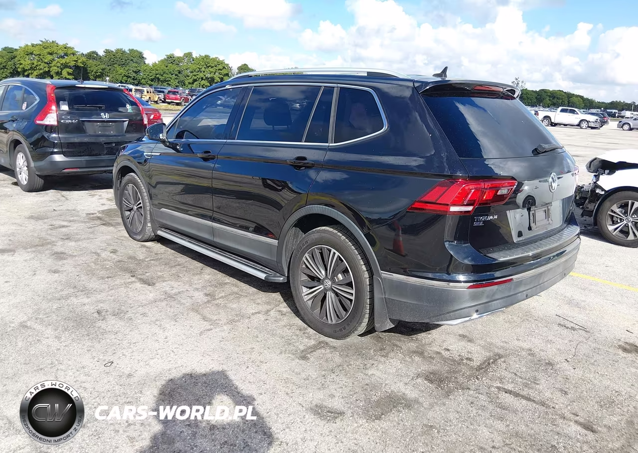 2019 Volkswagen Tiguan 2.0T Se-2.0T Sel-2.0T Sel R-Line-2.0T Sel R-Line Black VIN:3VV3B7AX8KM017562 - 3