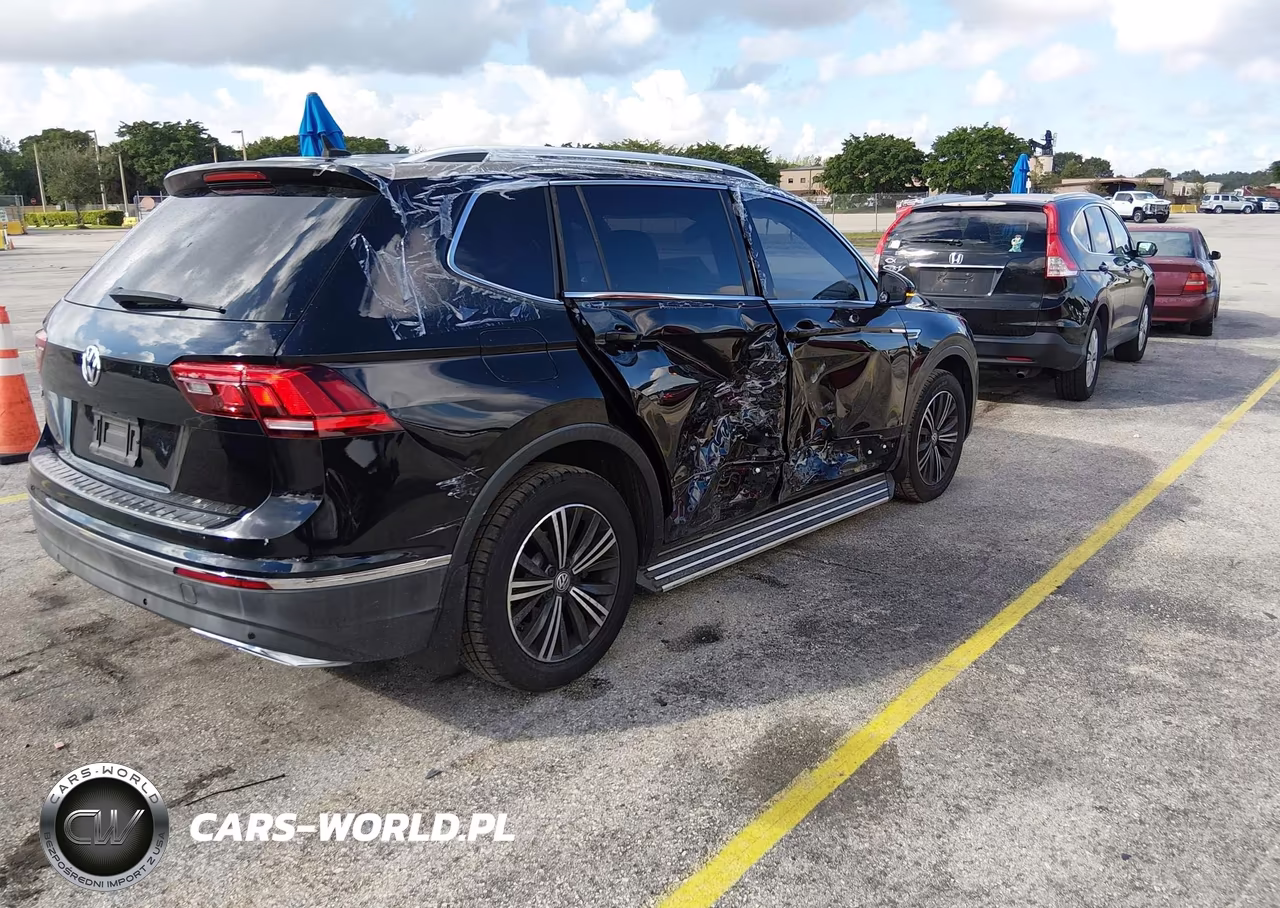 2019 Volkswagen Tiguan 2.0T Se-2.0T Sel-2.0T Sel R-Line-2.0T Sel R-Line Black VIN:3VV3B7AX8KM017562 - 4