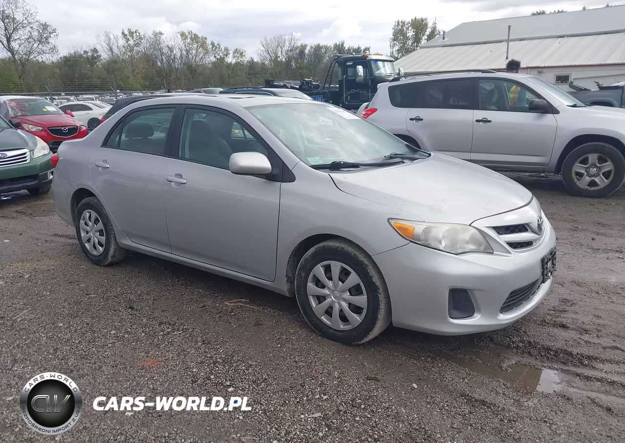 2011 Toyota Corolla Le – zdjęcie 1 z 11