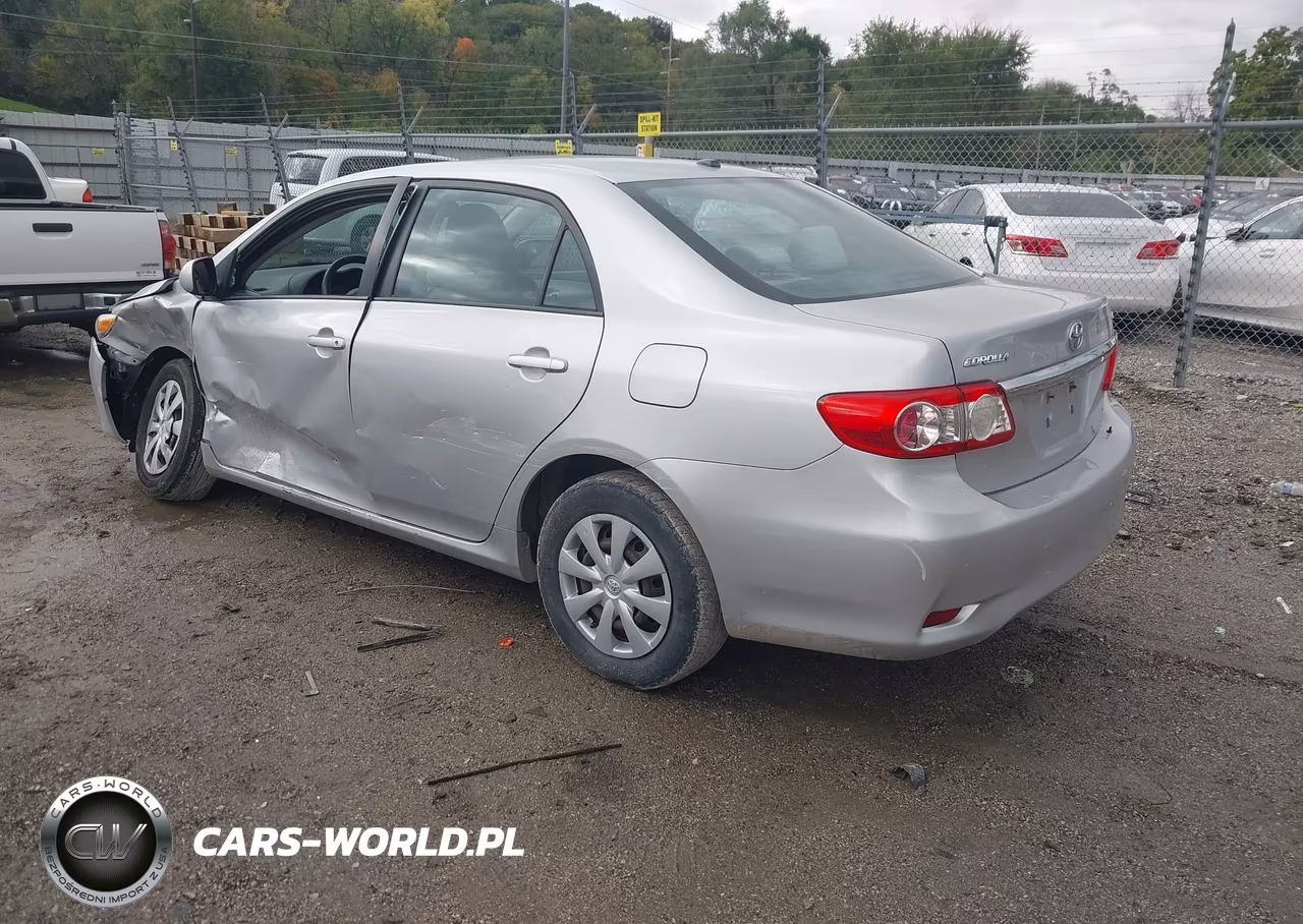 2011 Toyota Corolla Le VIN:2T1BU4EE6BC693903 - 3