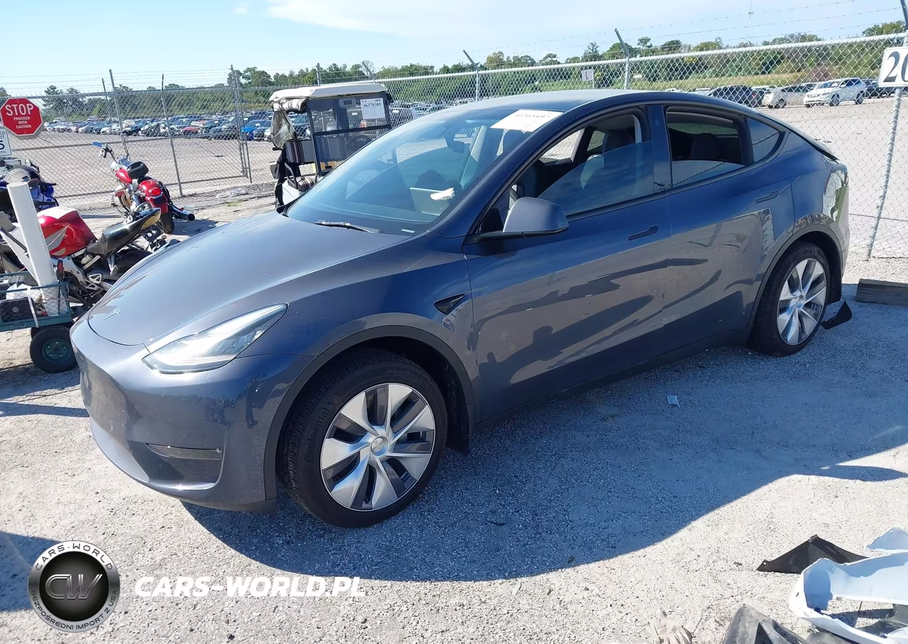 2023 Tesla Model Y Awd-Long Range Dual Motor All-Wheel Drive VIN:7SAYGDEE4PA122432 - 2