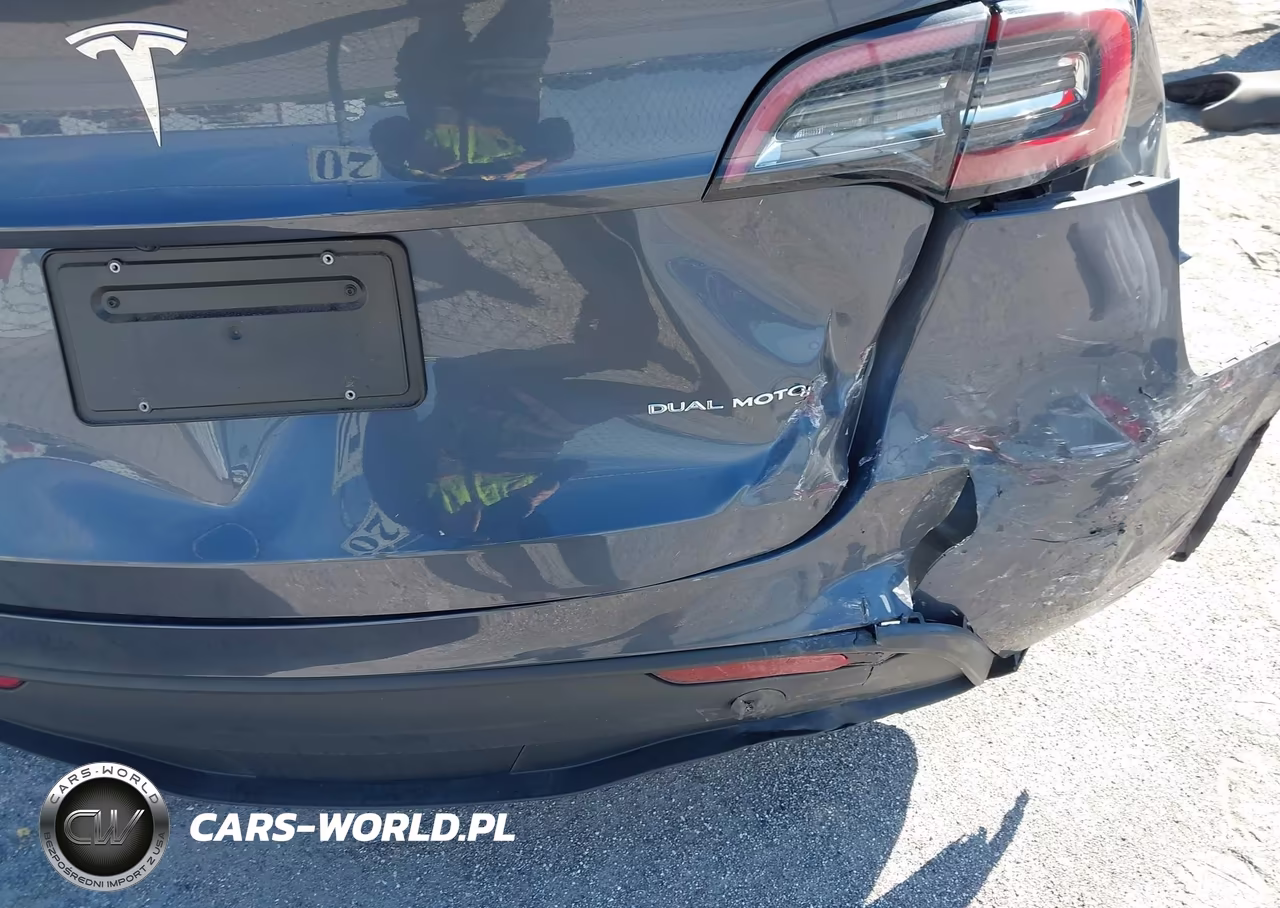 2023 Tesla Model Y Awd-Long Range Dual Motor All-Wheel Drive VIN:7SAYGDEE4PA122432 - 6