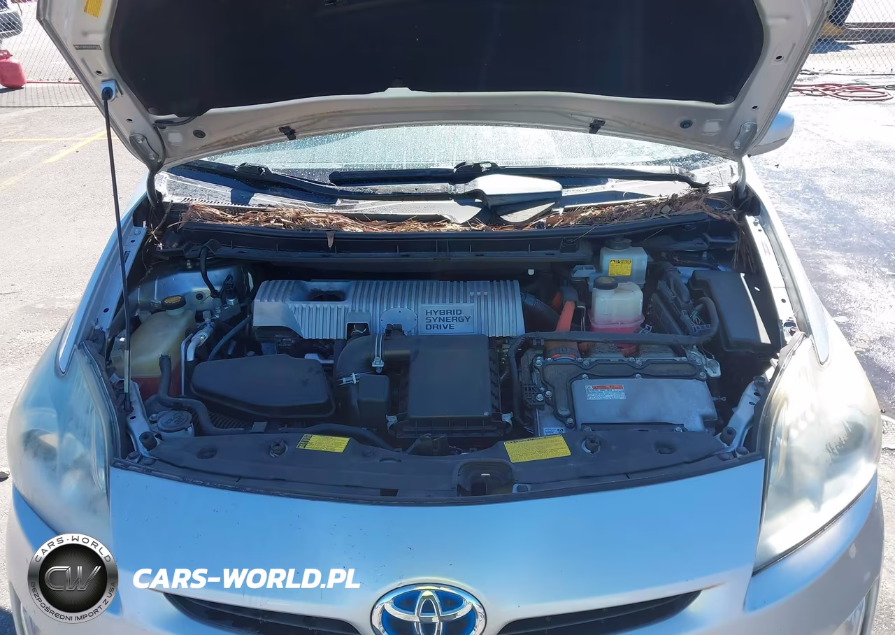 2011 Toyota Prius Two VIN:JTDKN3DU1B1473685 - 10
