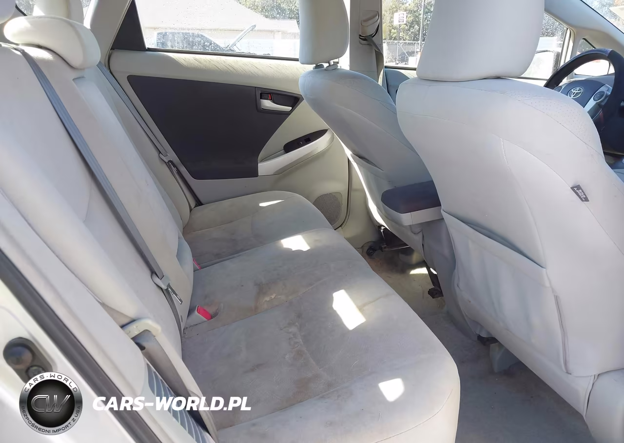 2011 Toyota Prius Two VIN:JTDKN3DU1B1473685 - 8