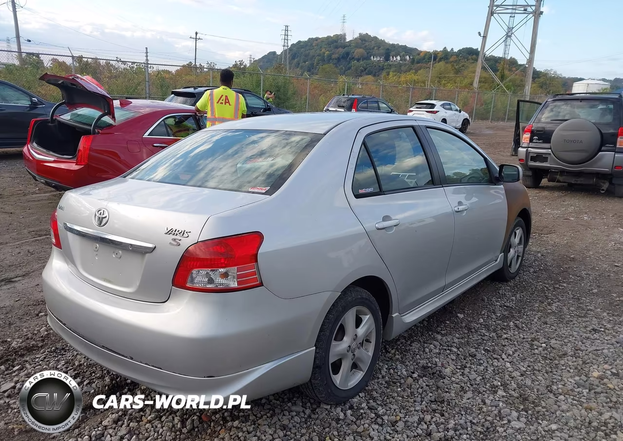 2007 Toyota Yaris S VIN:JTDBT923571185405 - 4
