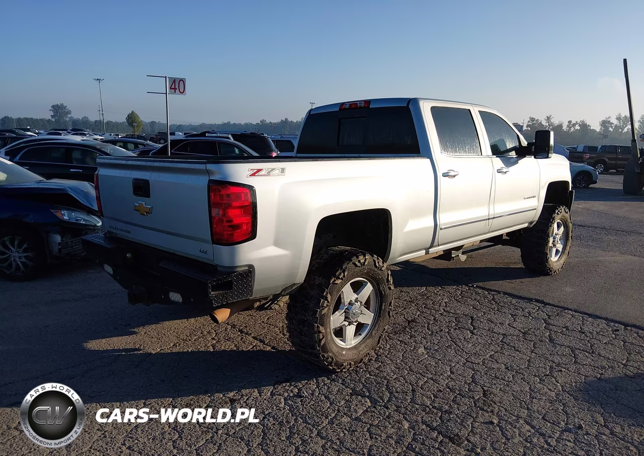 2015 Chevrolet Silverado 2500Hd Built After Aug 14 Ltz VIN:1GC1KWEG4FF529769 - 4