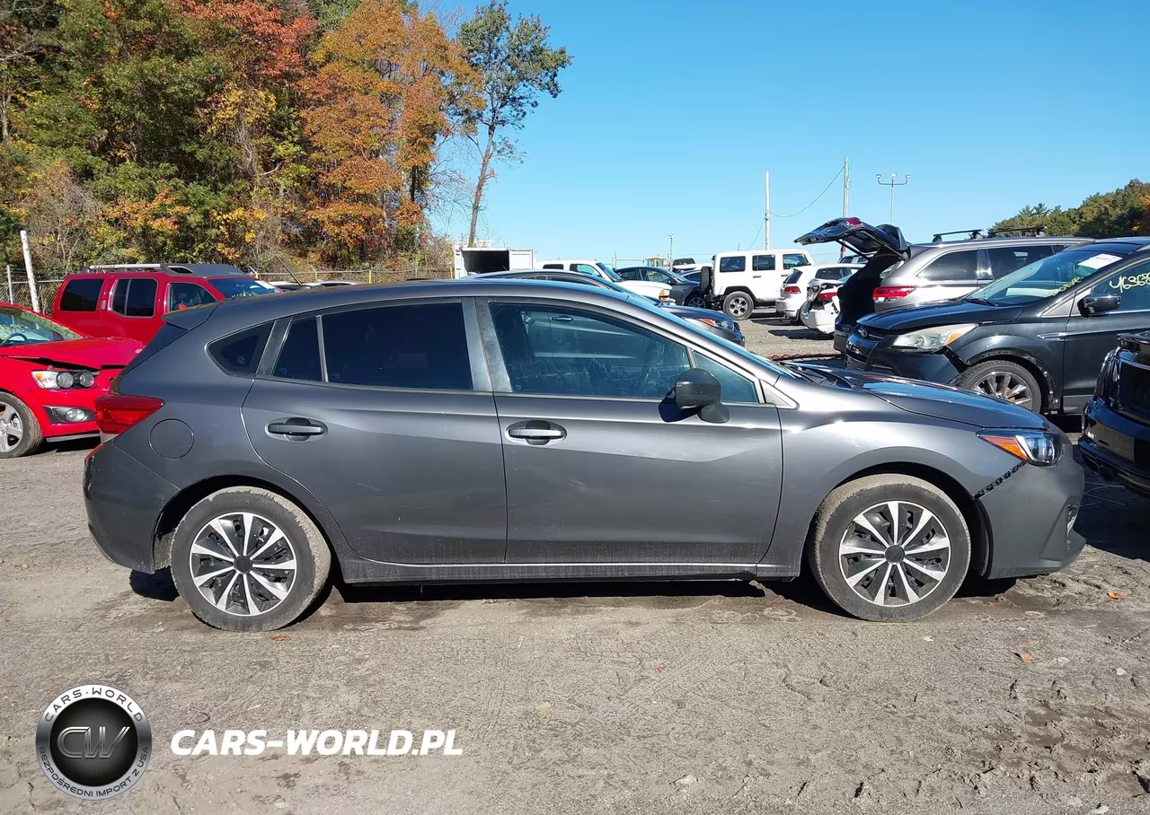 2018 Subaru Impreza 2.0I VIN:4S3GTAA67J3706672 - 13