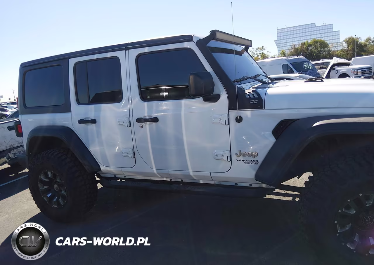 2020 Jeep Wrangler Unlimited Sport S 4X4 VIN:1C4HJXDG4LW104251 - 13