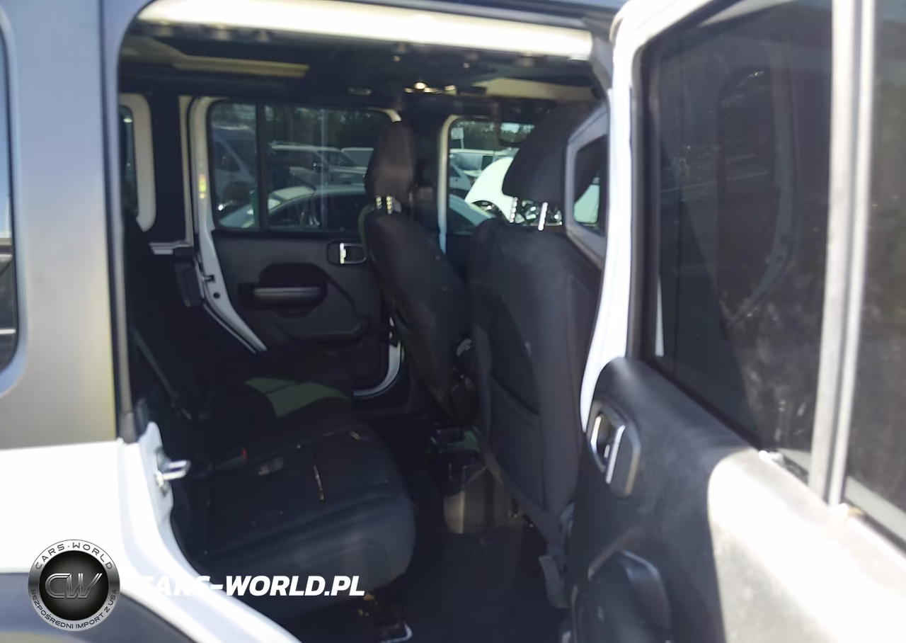 2020 Jeep Wrangler Unlimited Sport S 4X4 VIN:1C4HJXDG4LW104251 - 8