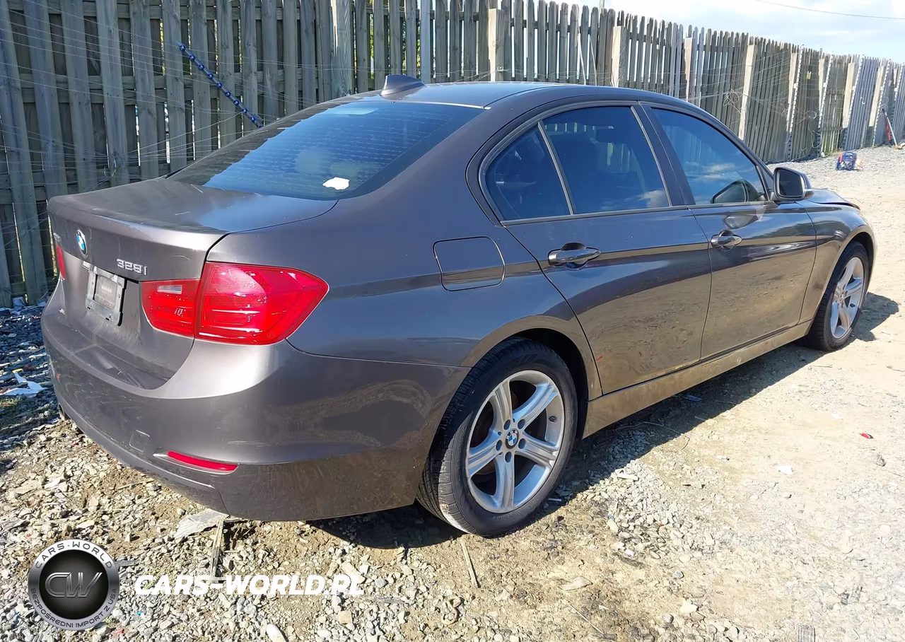 2013 BMW 328I xDrive VIN:WBA3B3G57DNR80729 - 4