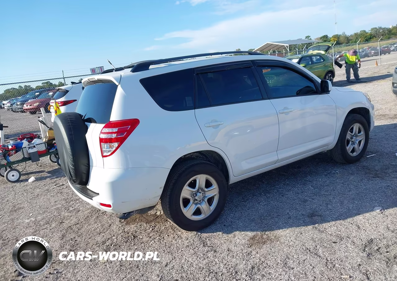 2010 Toyota Rav4 VIN:2T3ZF4DV7AW045582 - 4