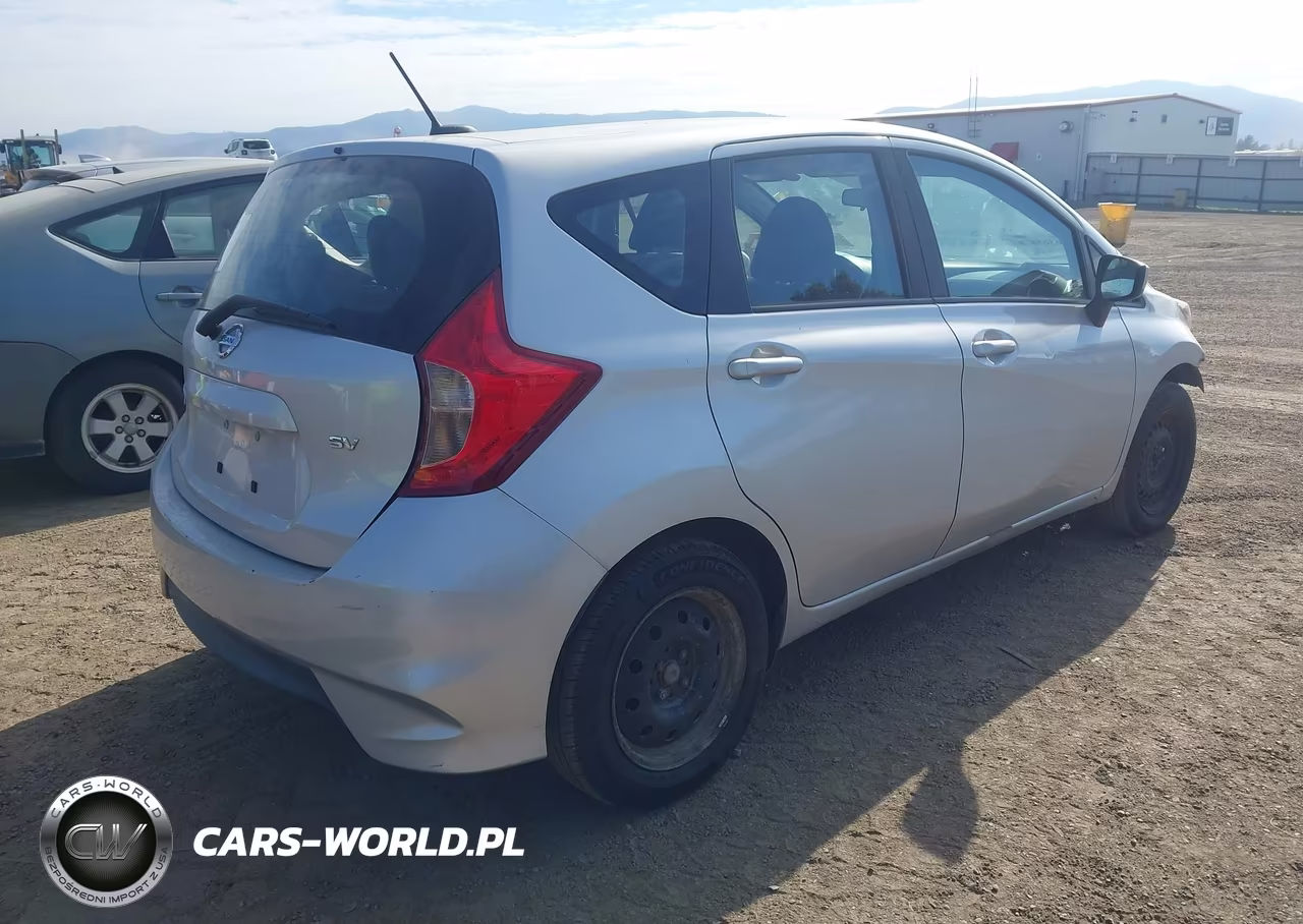 2017 Nissan Versa Note Sv VIN:3N1CE2CP3HL372727 - 4