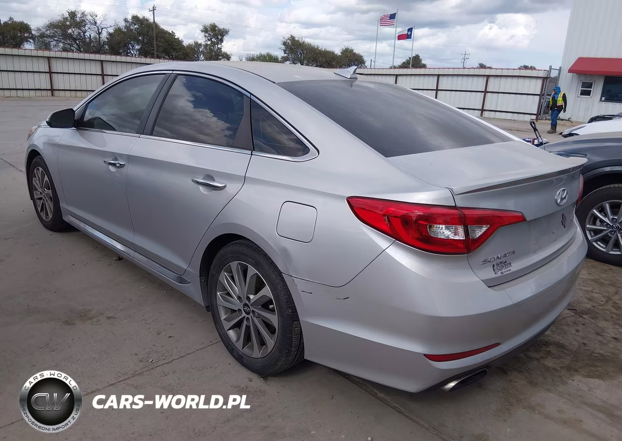 2016 Hyundai Sonata Sport VIN:5NPE34AF8GH409769 - 3