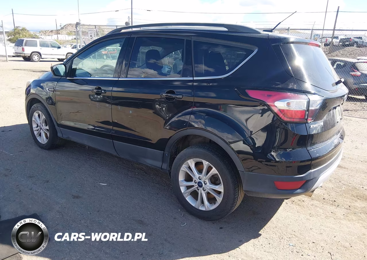 2018 Ford Escape Se VIN:1FMCU9GD6JUA11119 - 3