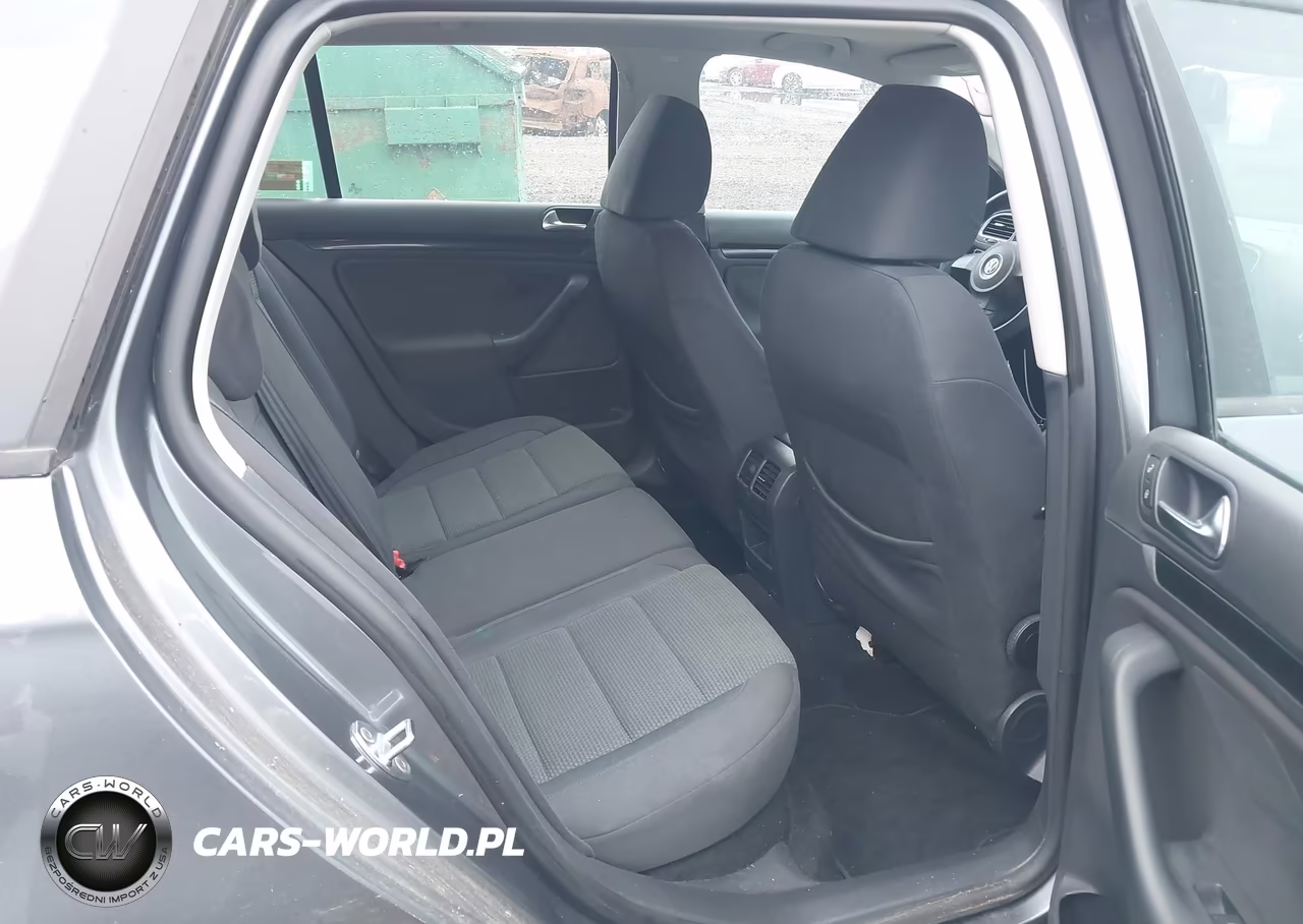 2010 Volkswagen Jetta S VIN:3VWKZ7AJ3AM673651 - 8