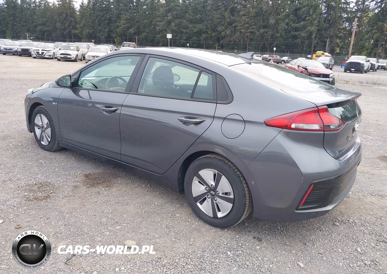 2018 Hyundai Ioniq Hybrid Blue VIN:KMHC65LCXJU100594 - 3