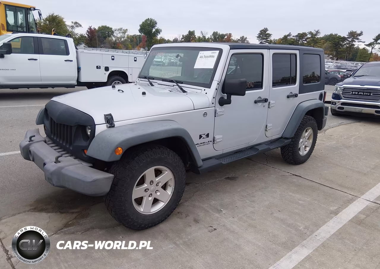 2008 Jeep Wrangler Unlimited X VIN:1J4GA39158L610649 - 2