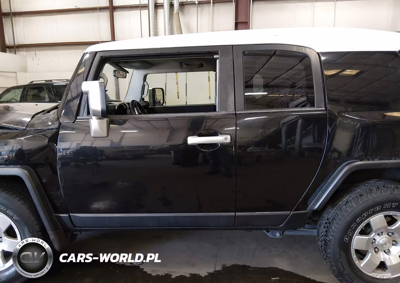2007 Toyota Fj Cruiser VIN:JTEZU11F570013031 - 15