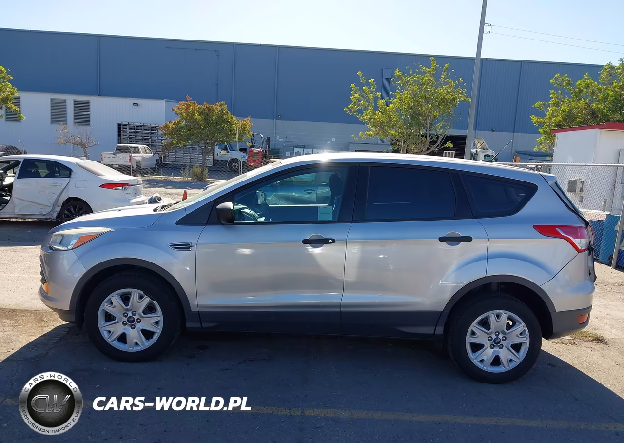 2013 Ford Escape S VIN:1FMCU0F75DUD10564 - 14