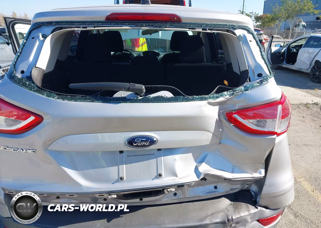 2013 Ford Escape S VIN:1FMCU0F75DUD10564 - 6