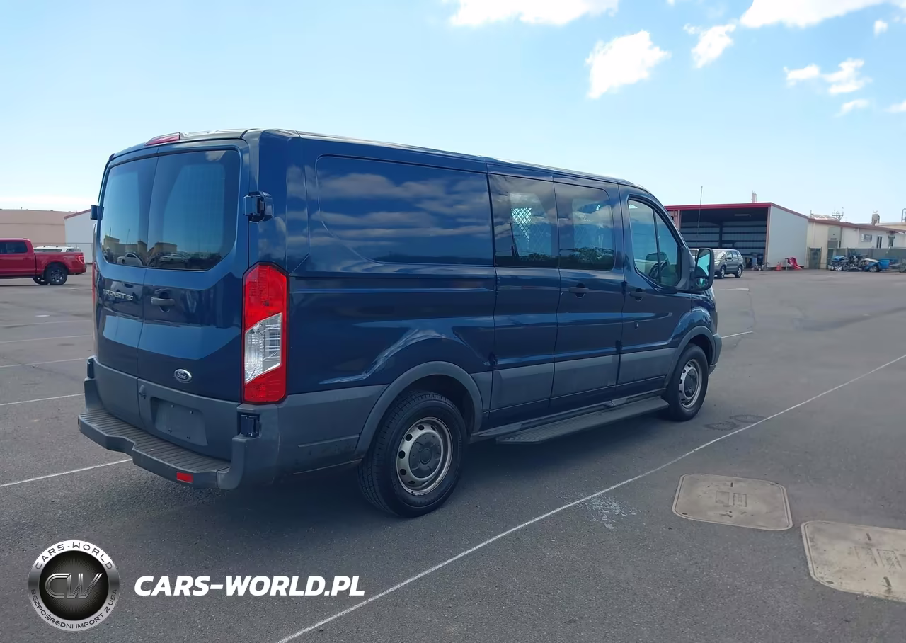 2018 Ford Transit-150 VIN:1FTYE1ZM0JKB42421 - 4