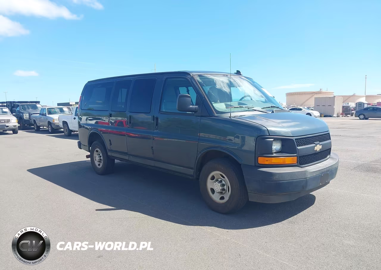 2017 Chevrolet Express 2500 Ls VIN:1GNWGEFG8H1301670 - 1