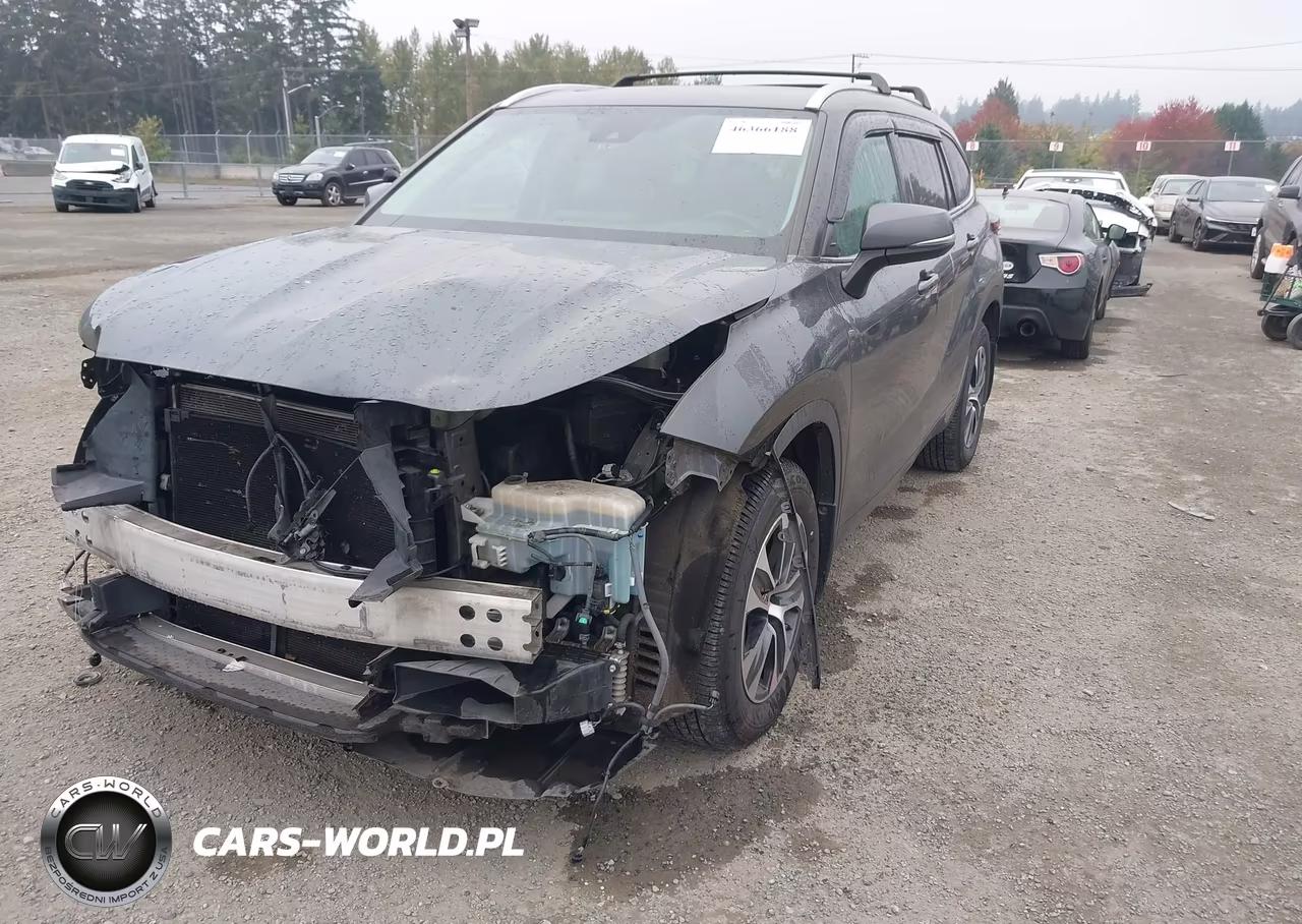 2021 Toyota Highlander Xle VIN:5TDGZRBH0MS525218 - 2