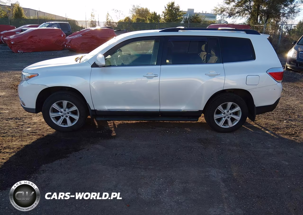 2012 Toyota Highlander Base V6 VIN:5TDBK3EH9CS140195 - 14