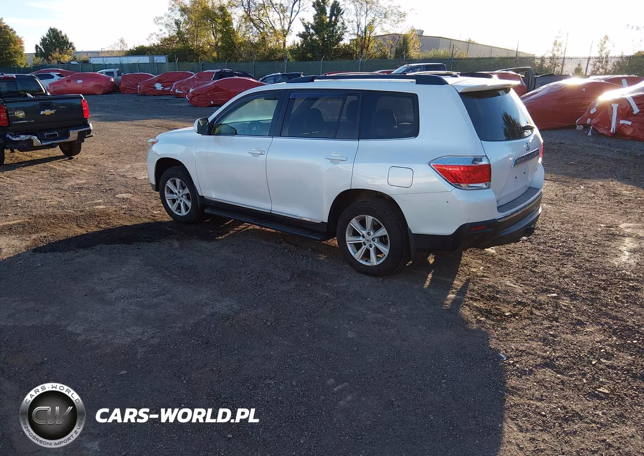 2012 Toyota Highlander Base V6 VIN:5TDBK3EH9CS140195 - 3