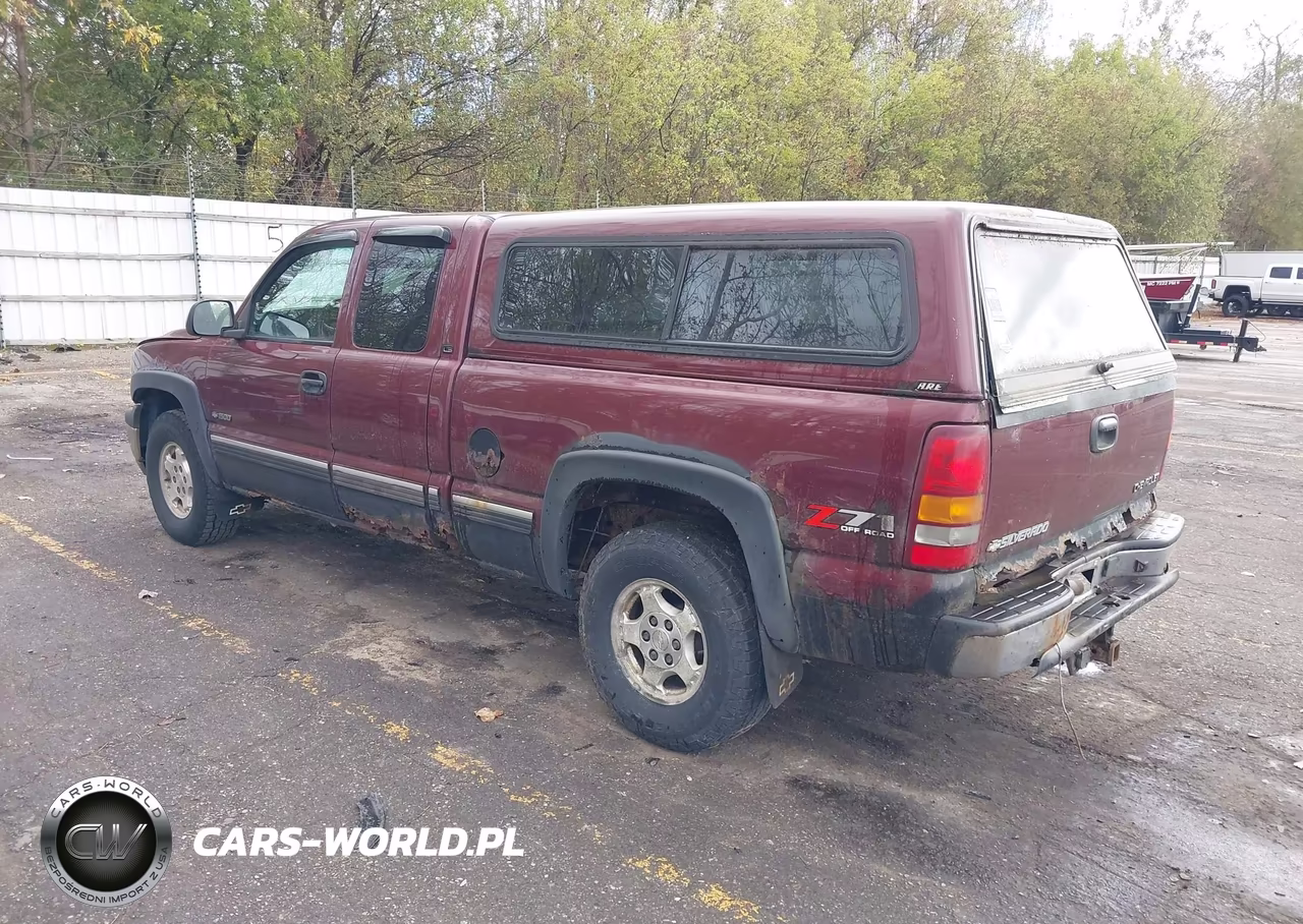 2002 Chevrolet Silverado 1500 Ls VIN:2GCEK19T121282109 - 3