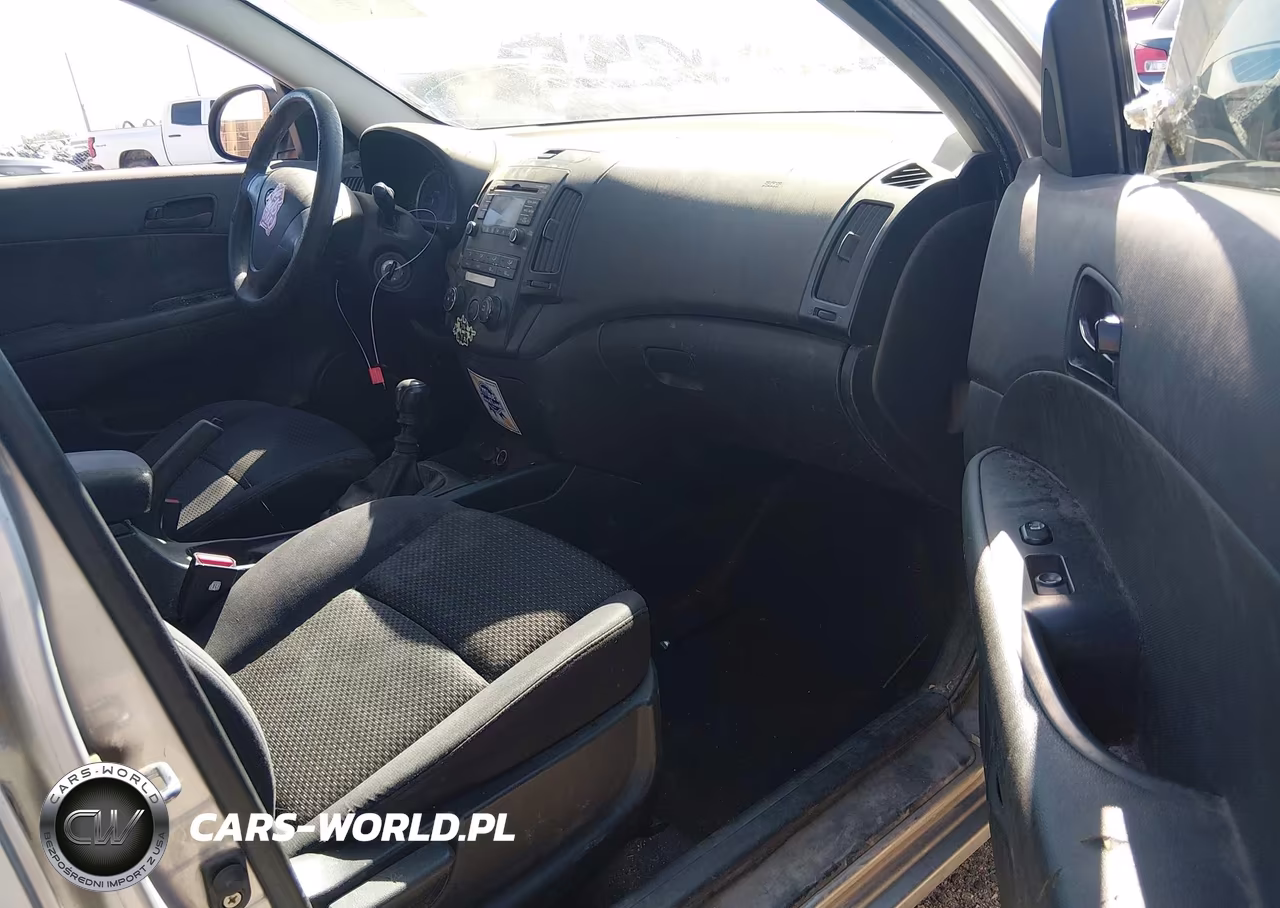 2010 Hyundai Elantra Touring Gls VIN:KMHDB8AE2AU067421 - 5