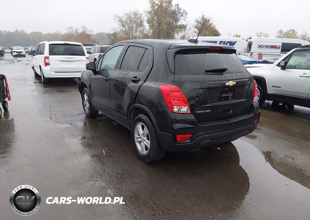 2019 Chevrolet Trax Ls VIN:3GNCJNSB3KL387761 - 3