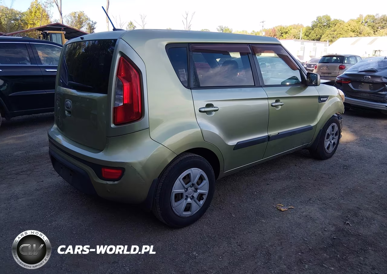 2013 Kia Soul VIN:KNDJT2A50D7517880 - 4