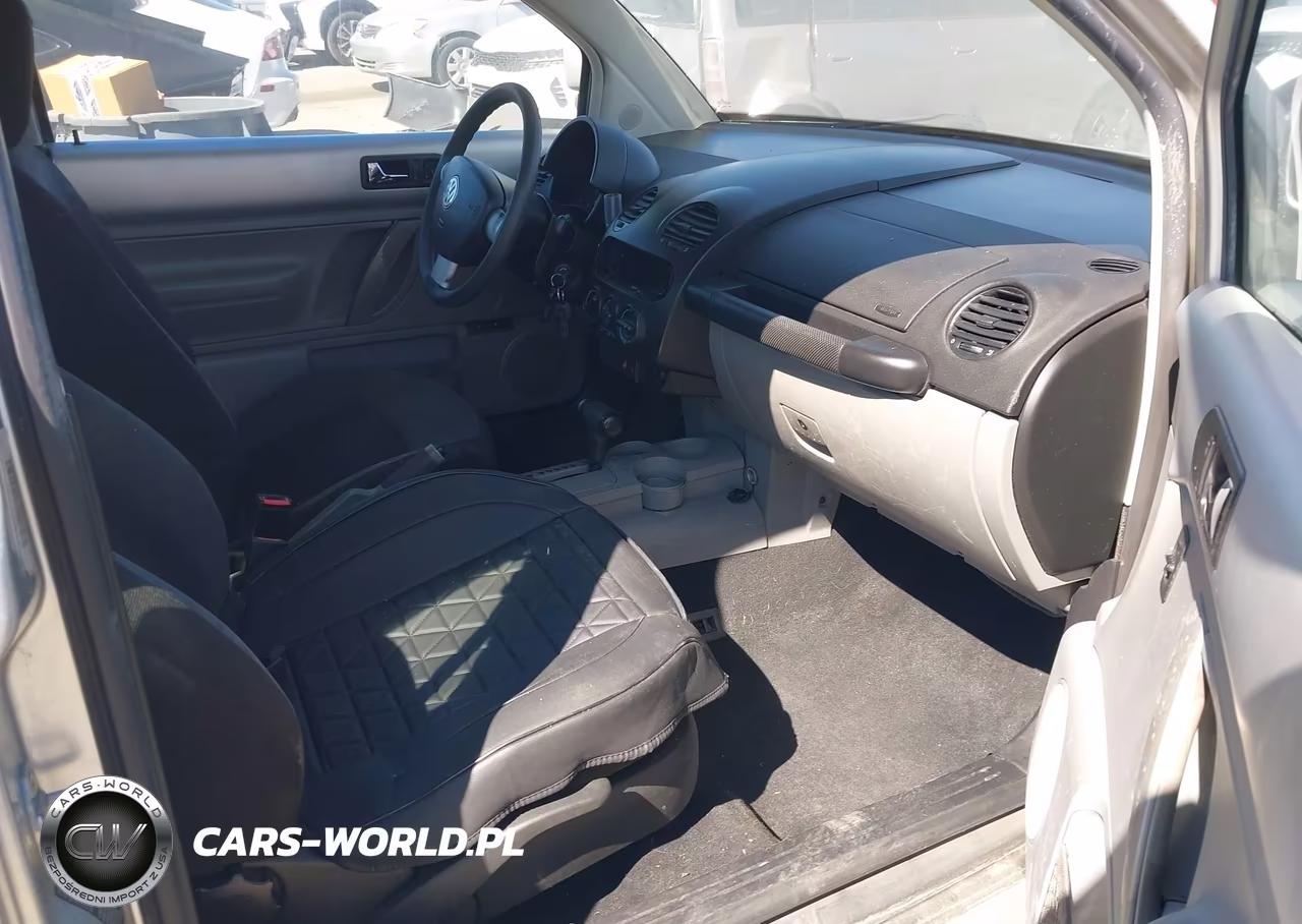 1998 Volkswagen New Beetle VIN:3VWBB61C8WM025276 - 5