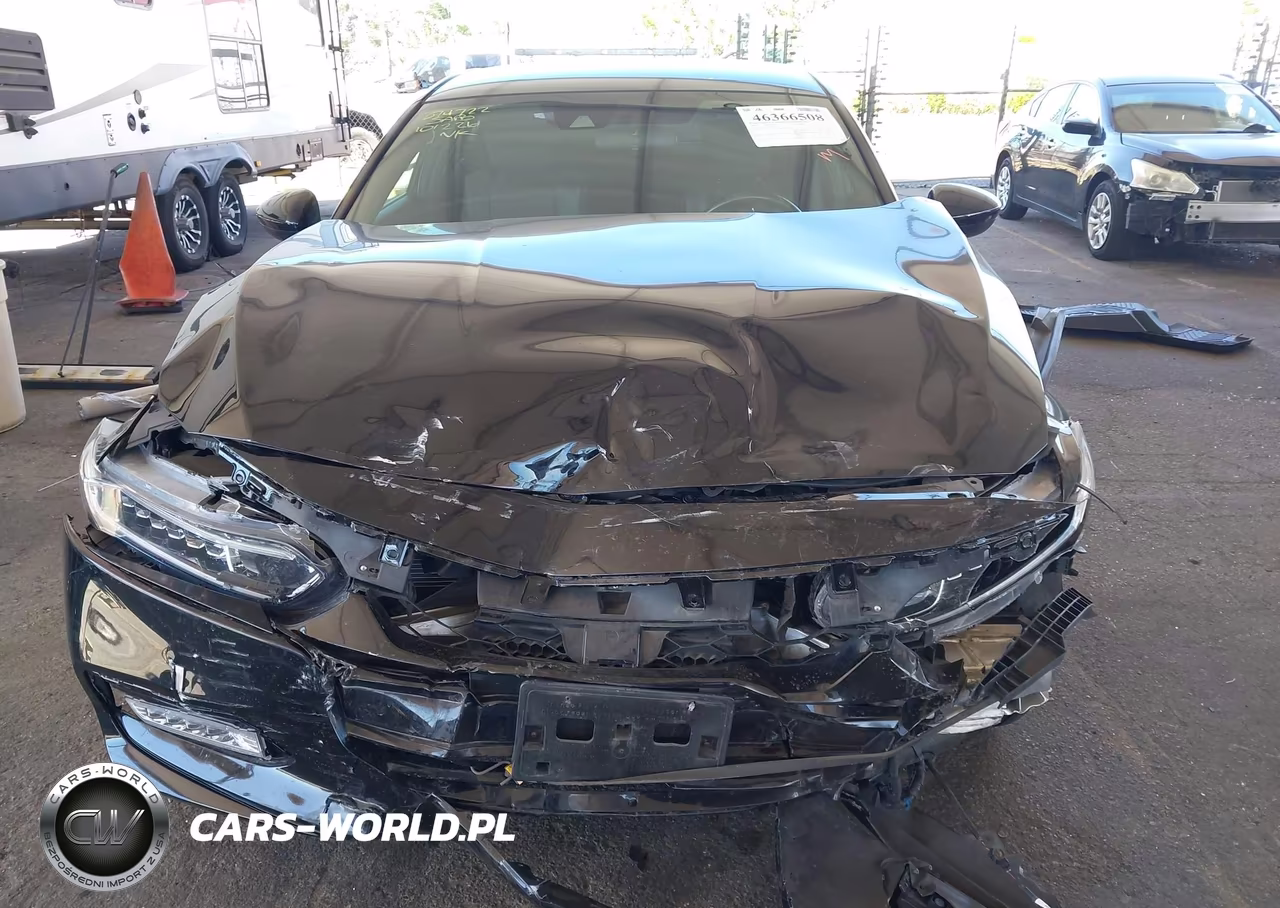 2018 Honda Accord Sport VIN:1HGCV1F35JA267833 - 13