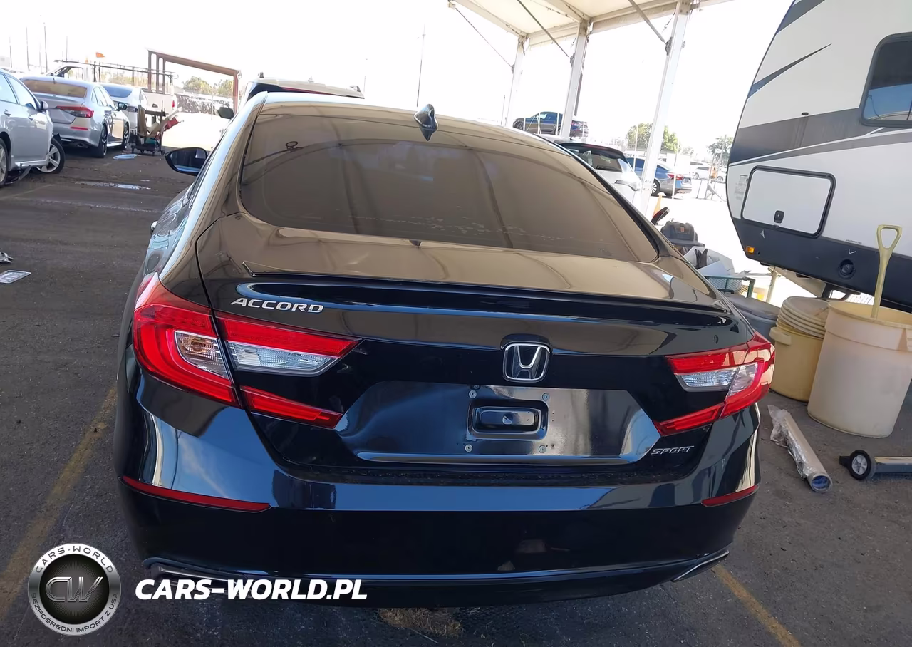 2018 Honda Accord Sport VIN:1HGCV1F35JA267833 - 17