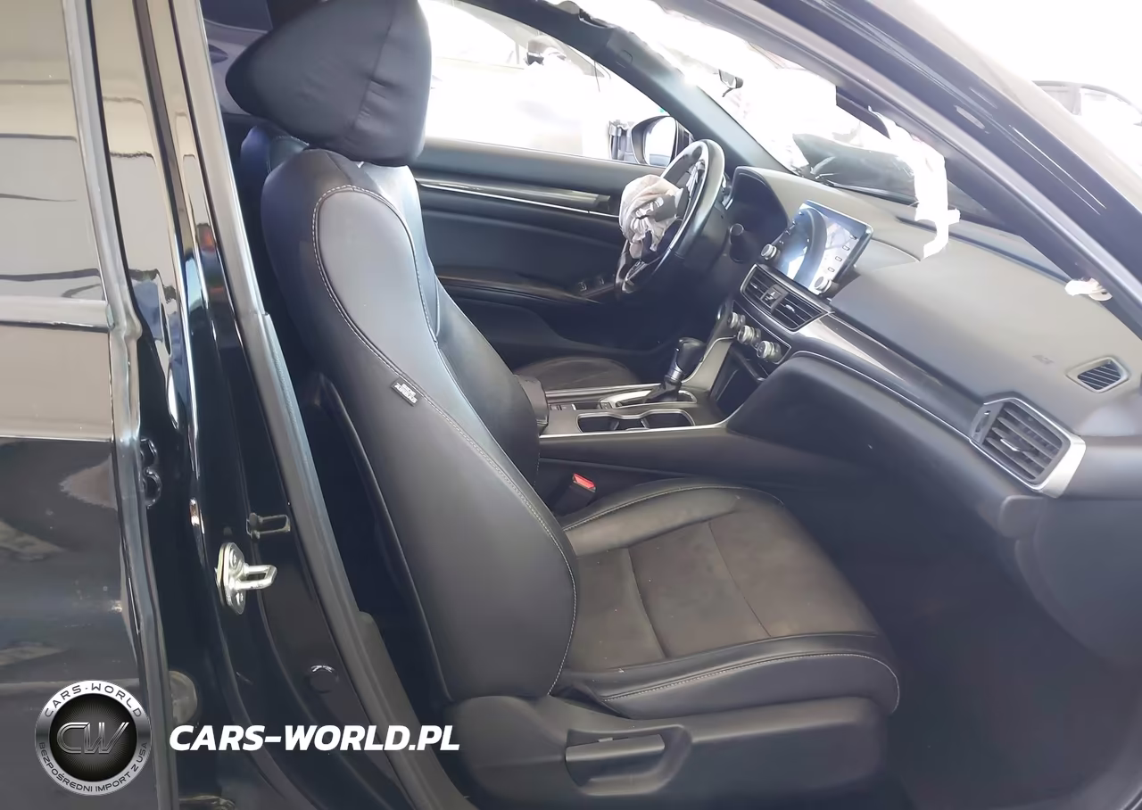 2018 Honda Accord Sport VIN:1HGCV1F35JA267833 - 5