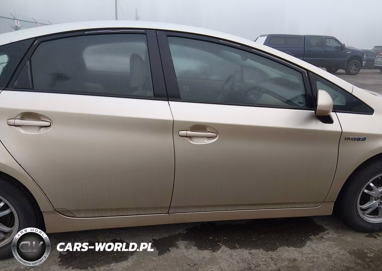 2011 Toyota Prius Four VIN:JTDKN3DU8B0250372 - 14
