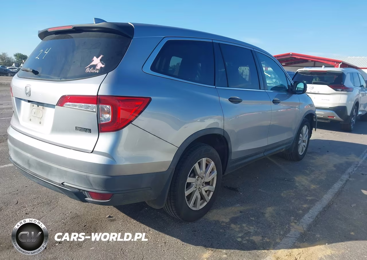 2019 Honda Pilot Lx VIN:5FNYF5H15KB005940 - 4