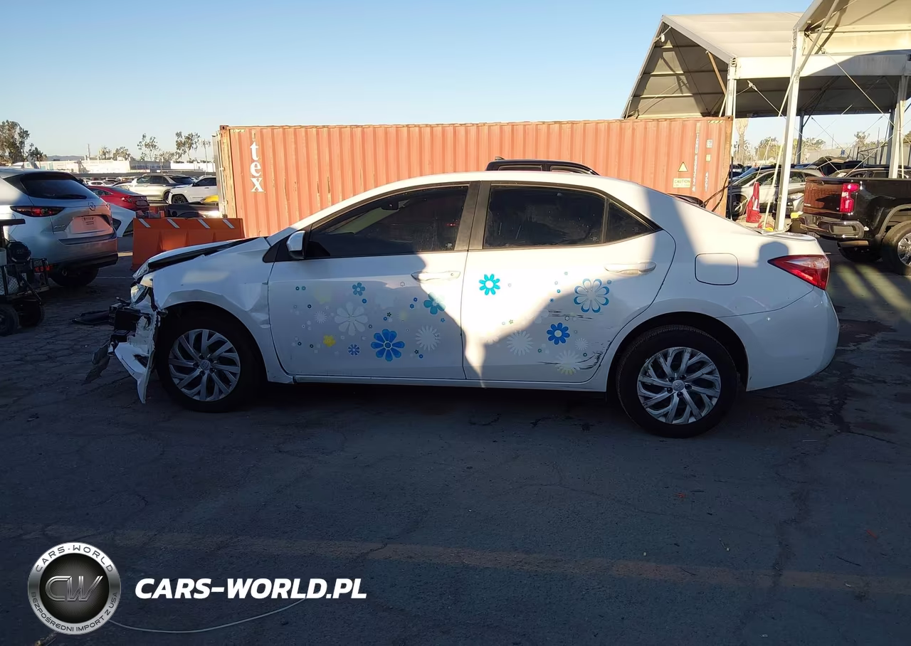 2017 Toyota Corolla Le VIN:5YFBURHE4HP574801 - 15