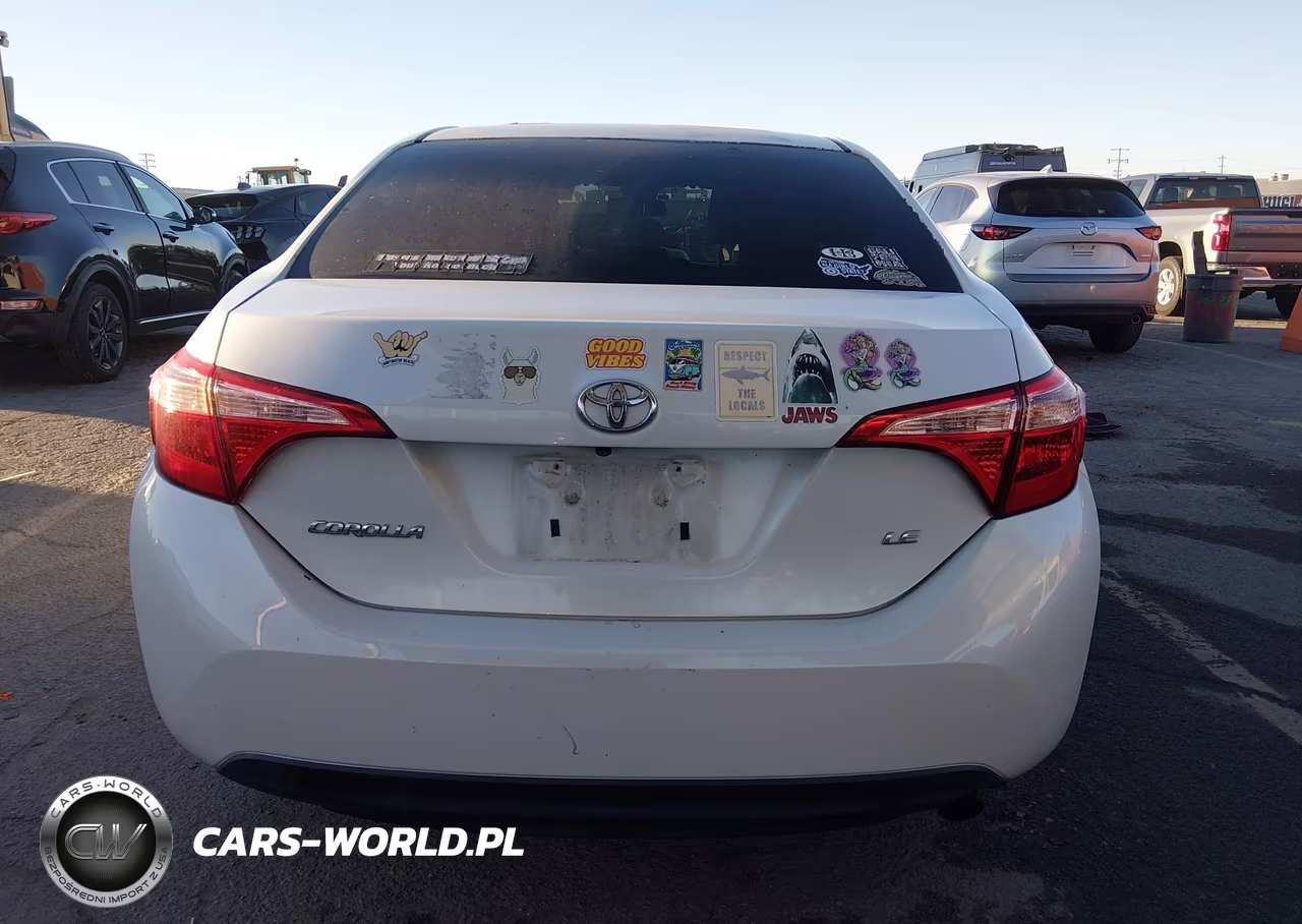 2017 Toyota Corolla Le VIN:5YFBURHE4HP574801 - 17